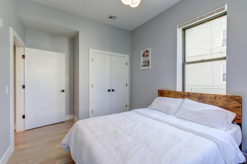 Luxury Designer Theme 2Br Apt Near Nyc / Thepath Apartment Newark Exterior photo
